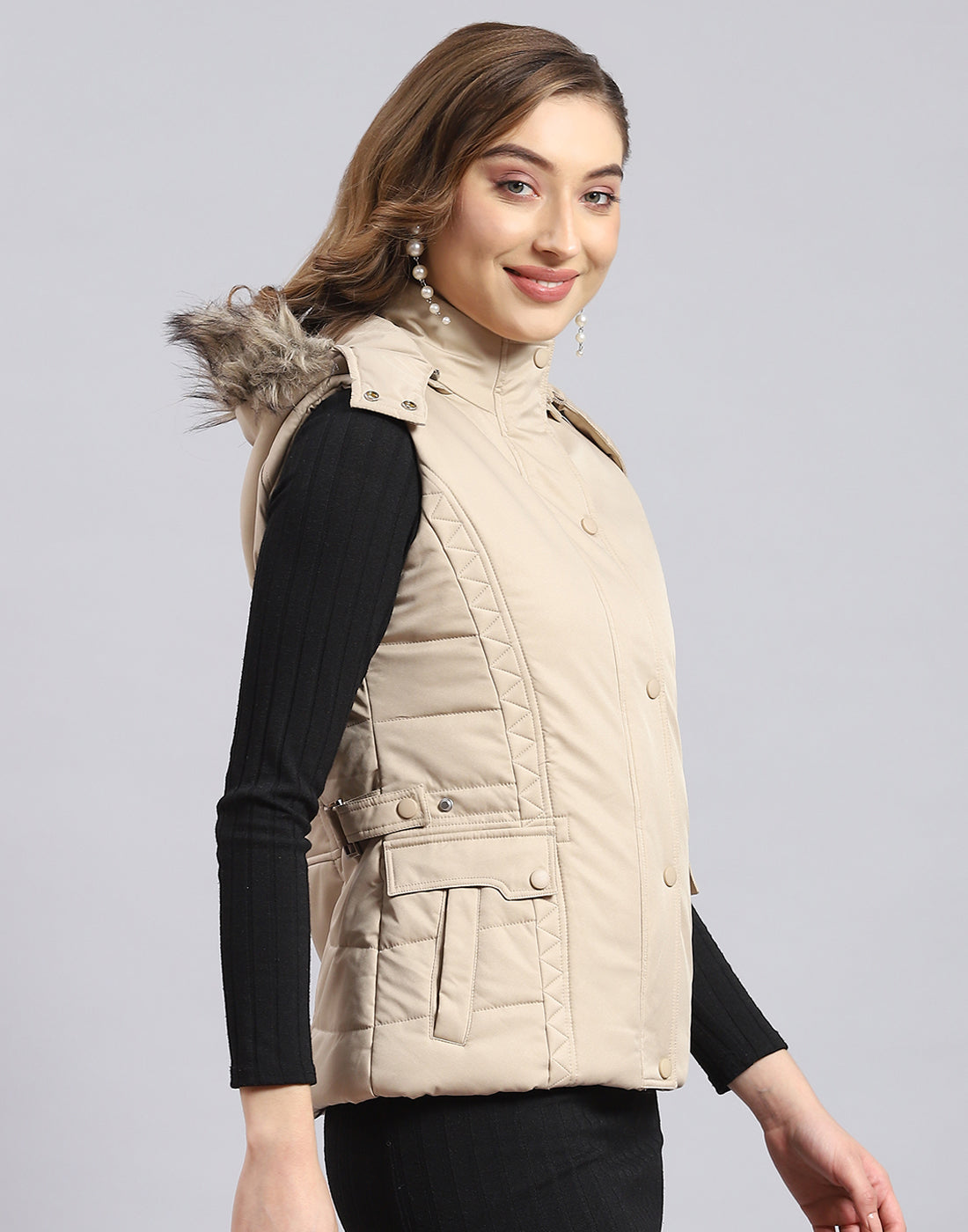 Women Beige Solid Hooded Sleeveless Jacket