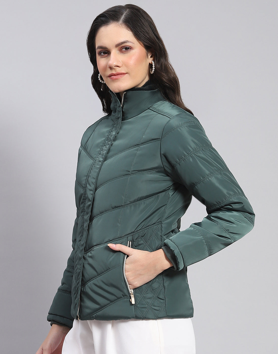 Women Green Solid Stand Collar Full Sleeve Jacket