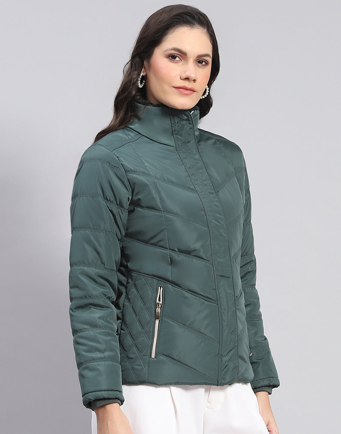 Women Green Solid Stand Collar Full Sleeve Jacket