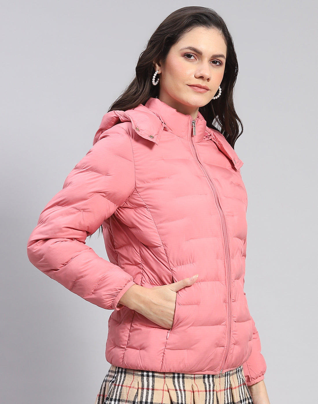 Women Pink Solid Hooded Full Sleeve Jacket