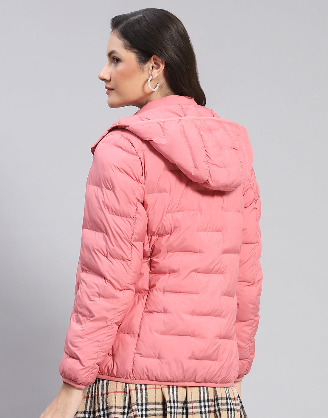 Women Pink Solid Hooded Full Sleeve Jacket