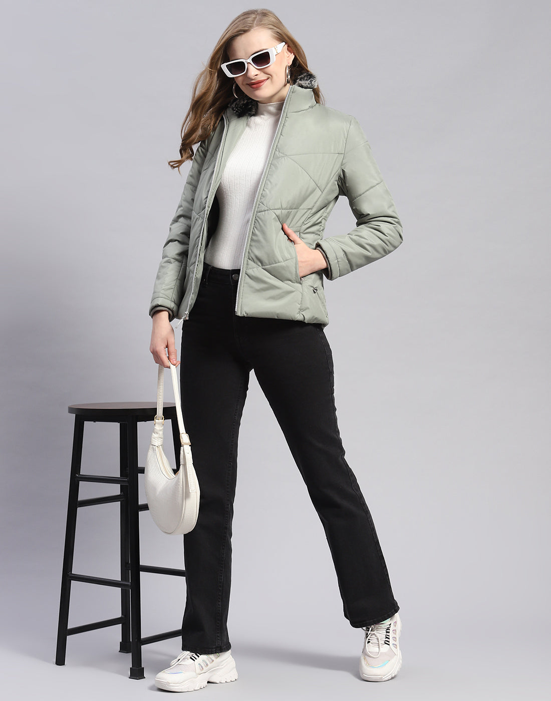 Women Olive Solid Stand Collar Full Sleeve Jacket