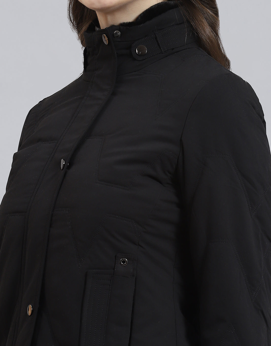 Women Black Solid Stand Collar Full Sleeve Jacket