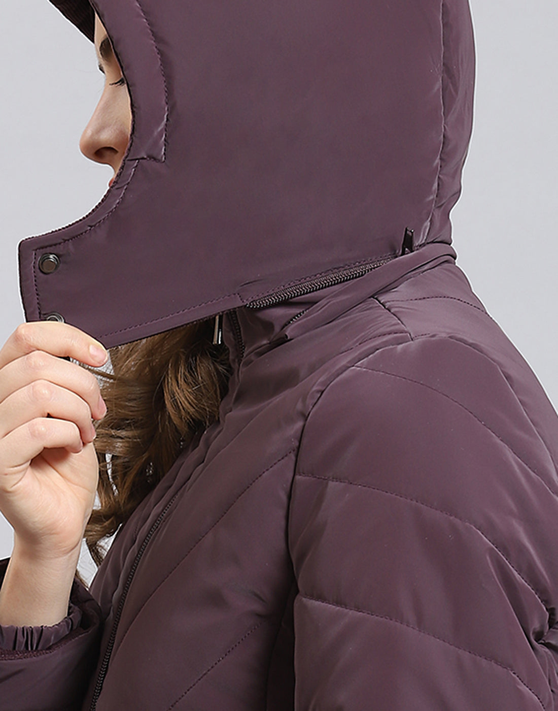 Women Purple Solid Hooded Full Sleeve Jacket