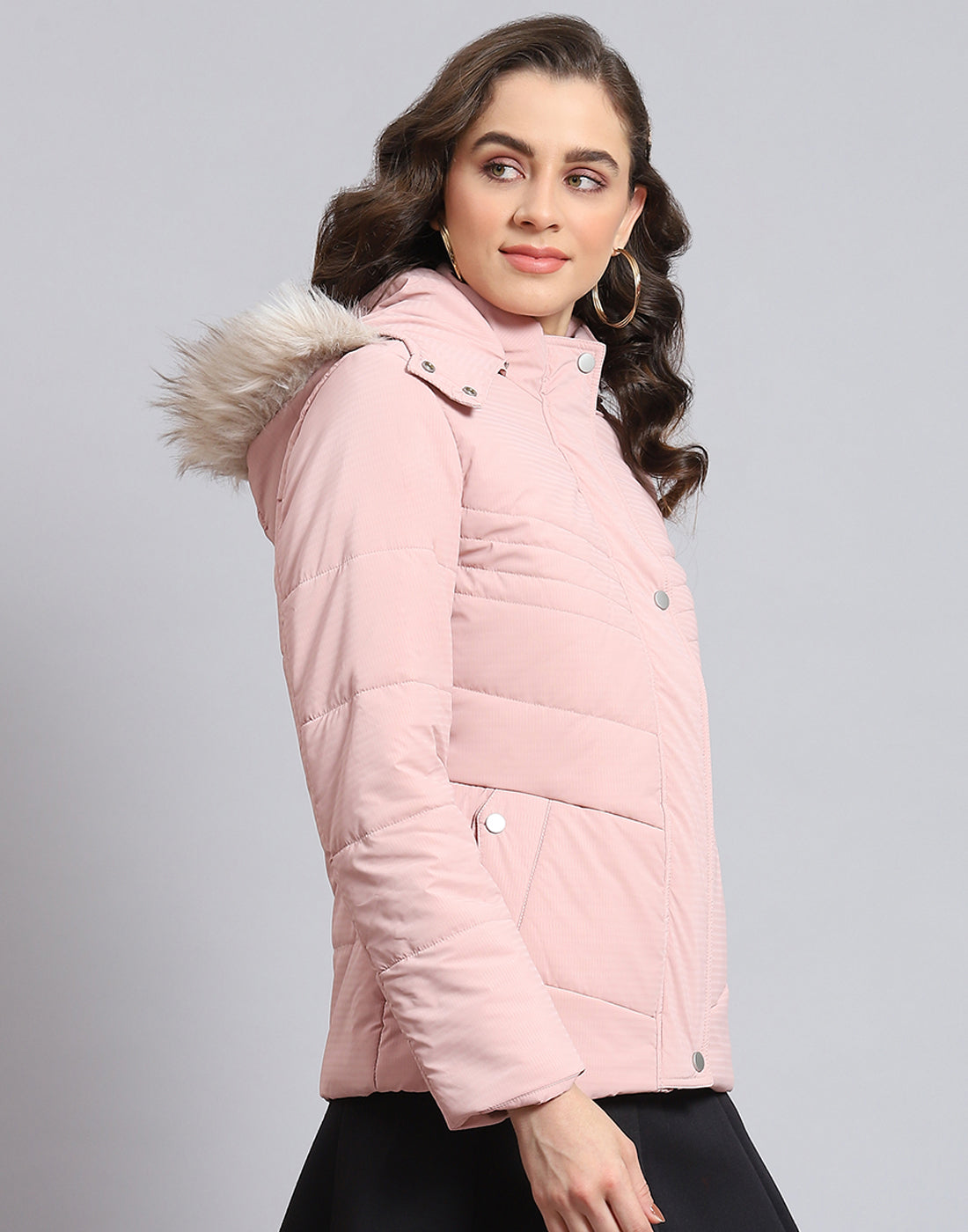 Women Pink Solid Hooded Full Sleeve Jacket