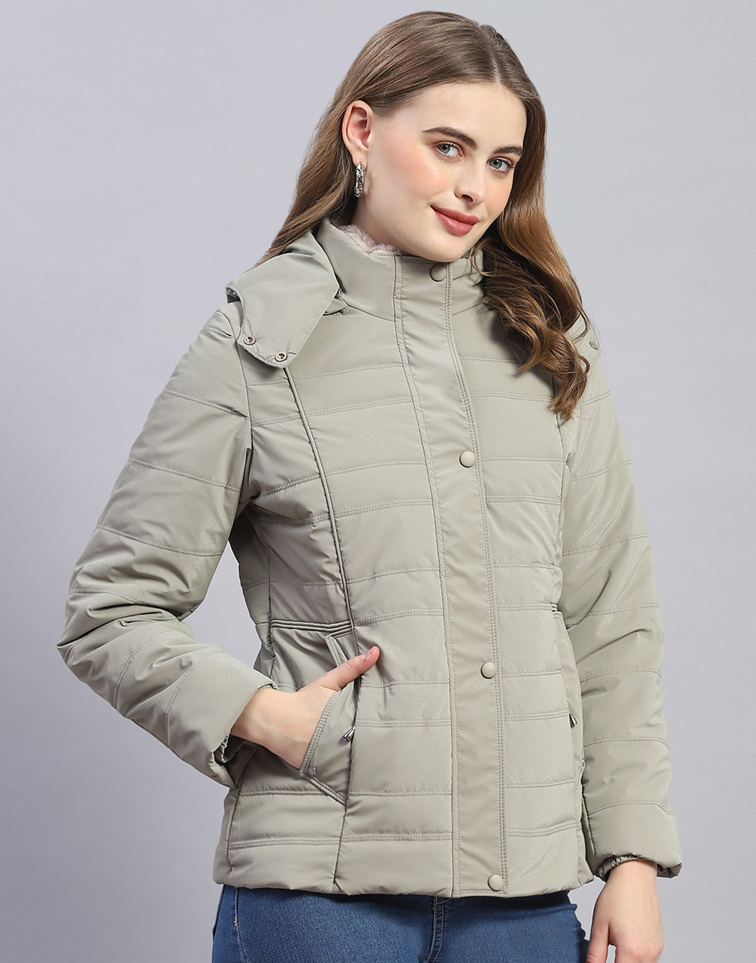 Women Olive Solid Hooded Full Sleeve Jacket