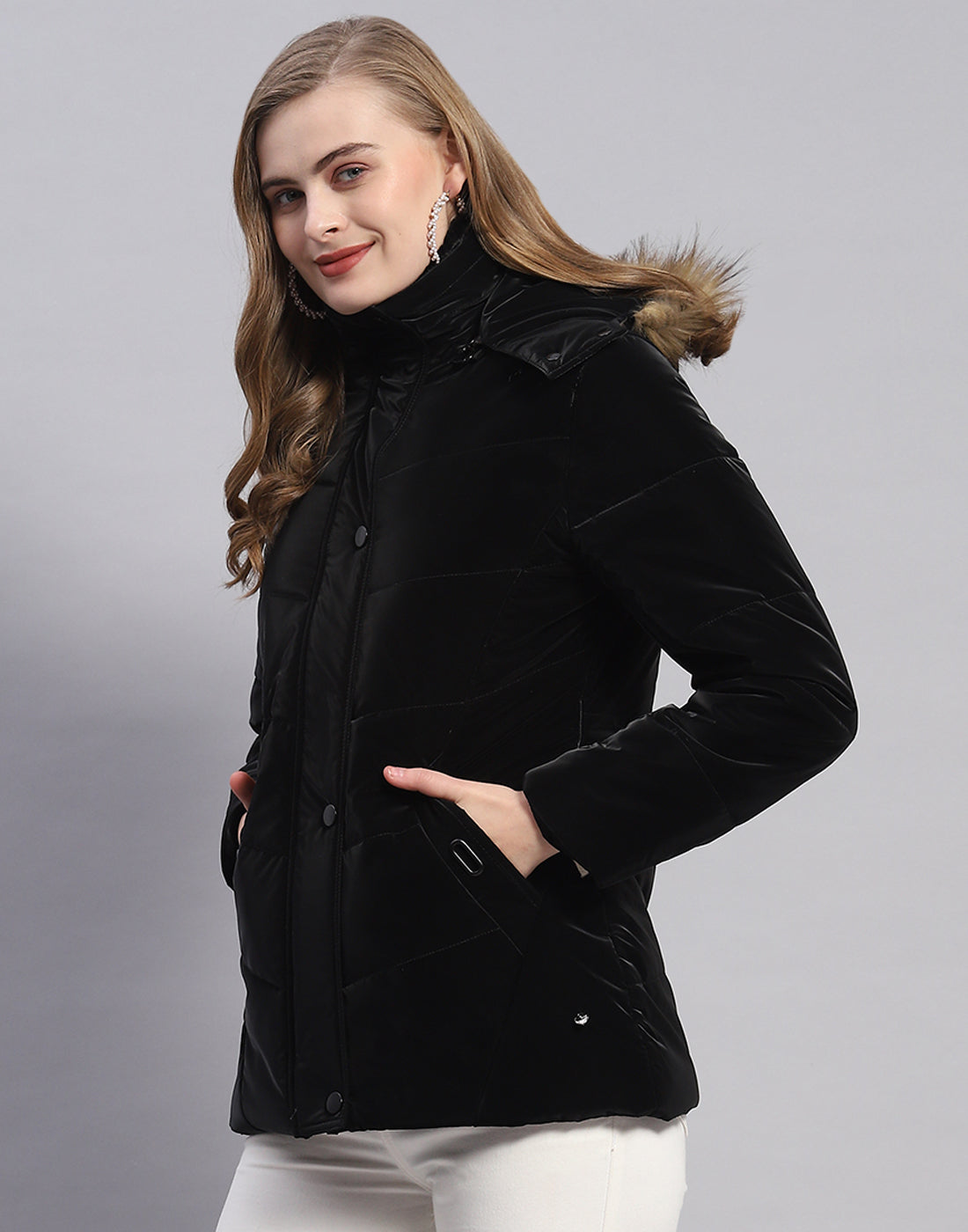 Women Black Solid Hooded Full Sleeve Jacket