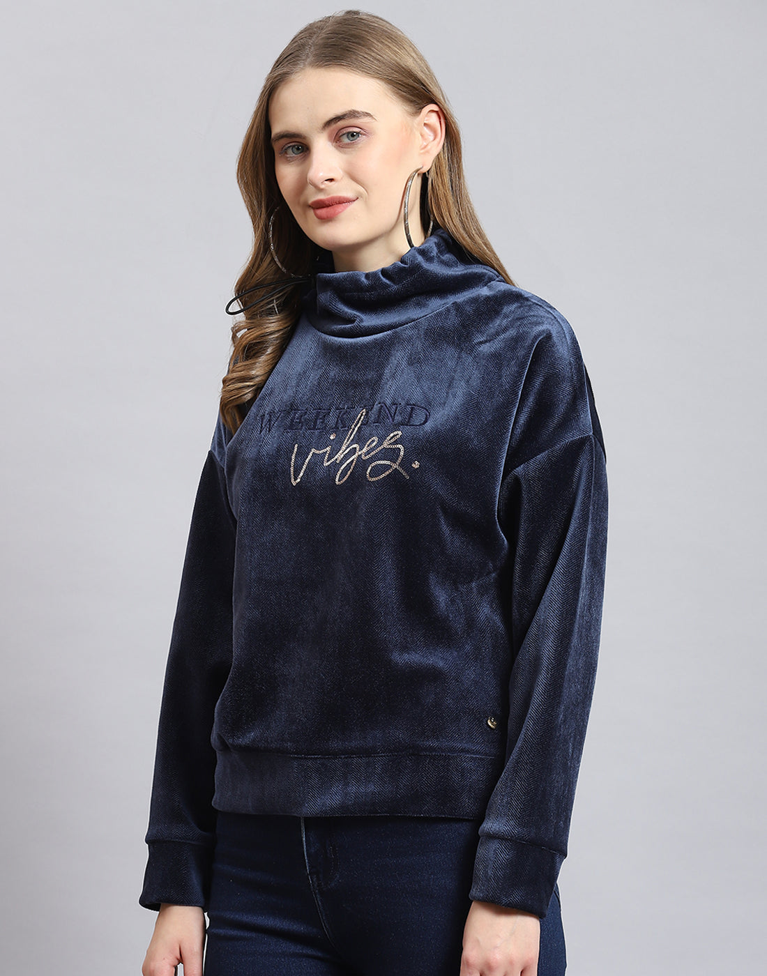 Women Navy Blue Embroidered H Neck Full Sleeve Sweatshirt