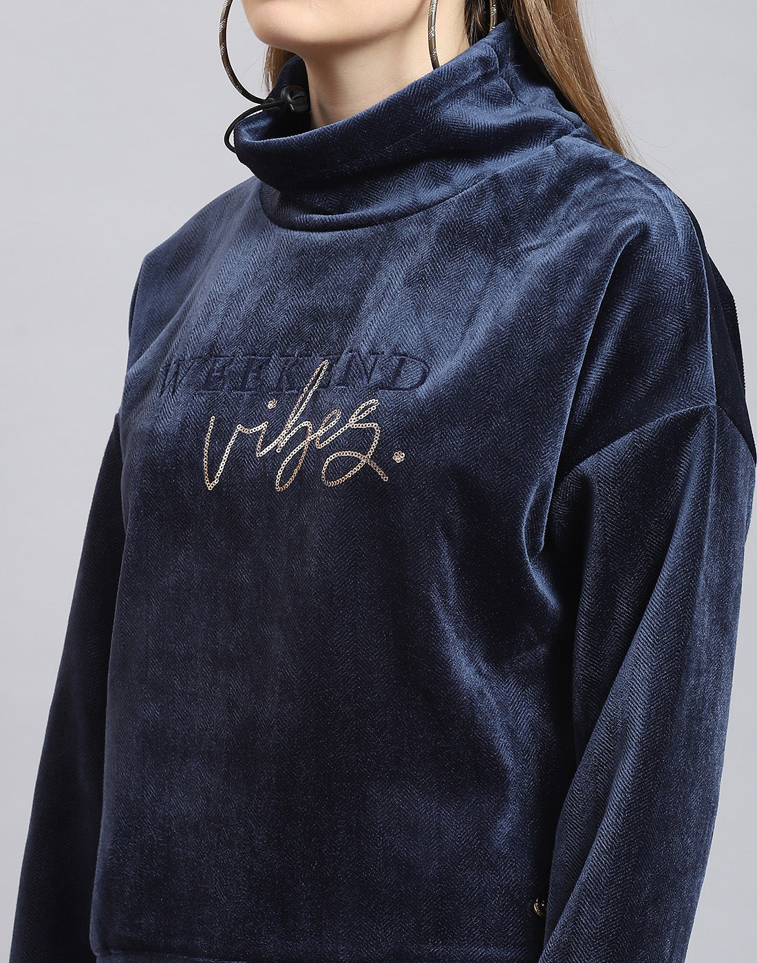 Women Navy Blue Embroidered H Neck Full Sleeve Sweatshirt