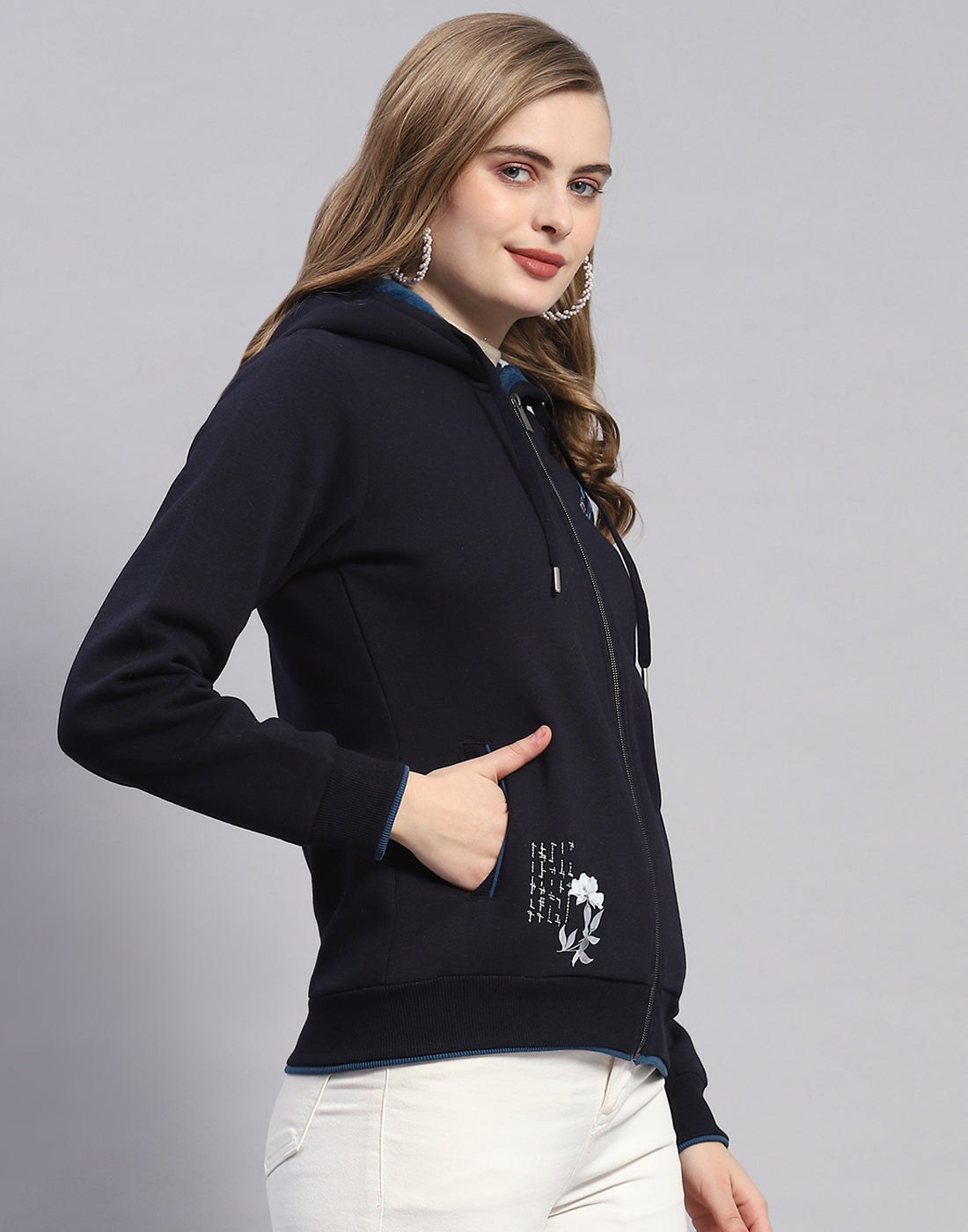 Women Navy Blue Printed Hooded Full Sleeve Sweatshirt