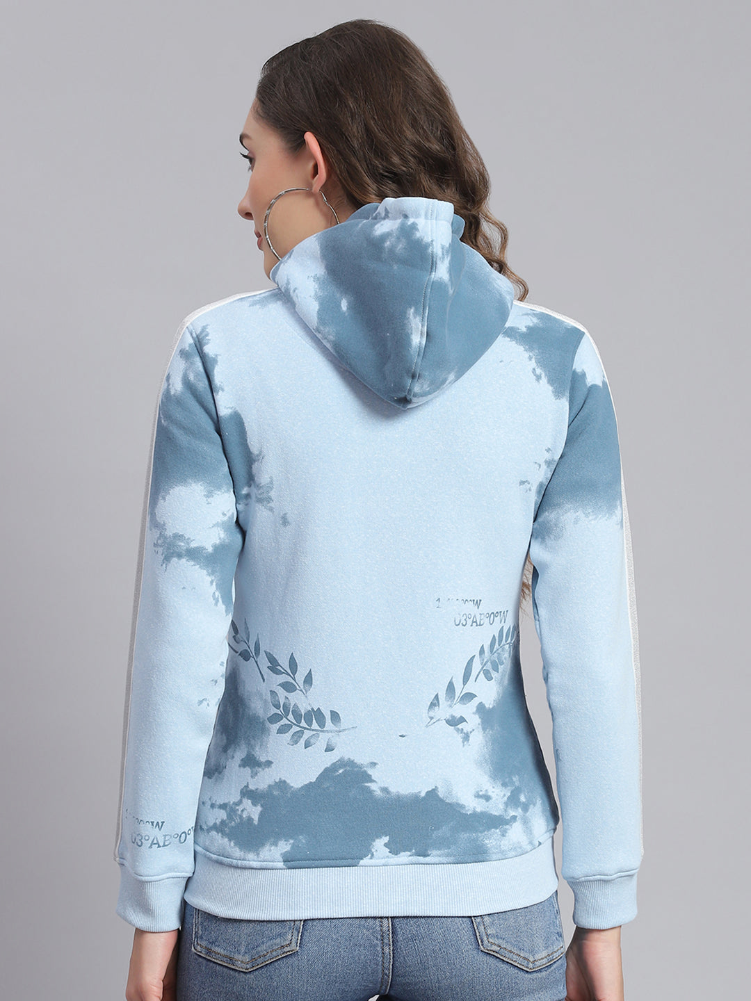 Women Blue Printed Hooded Full Sleeve Sweatshirts