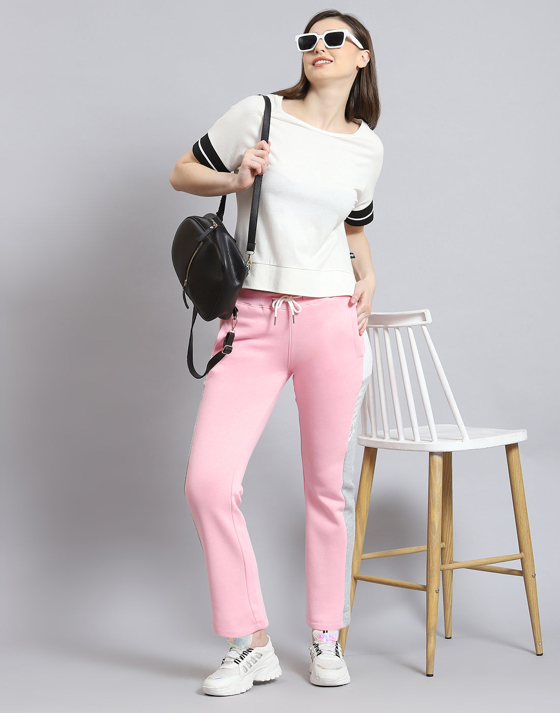 Women Pink Printed Regular Fit Winter Lower