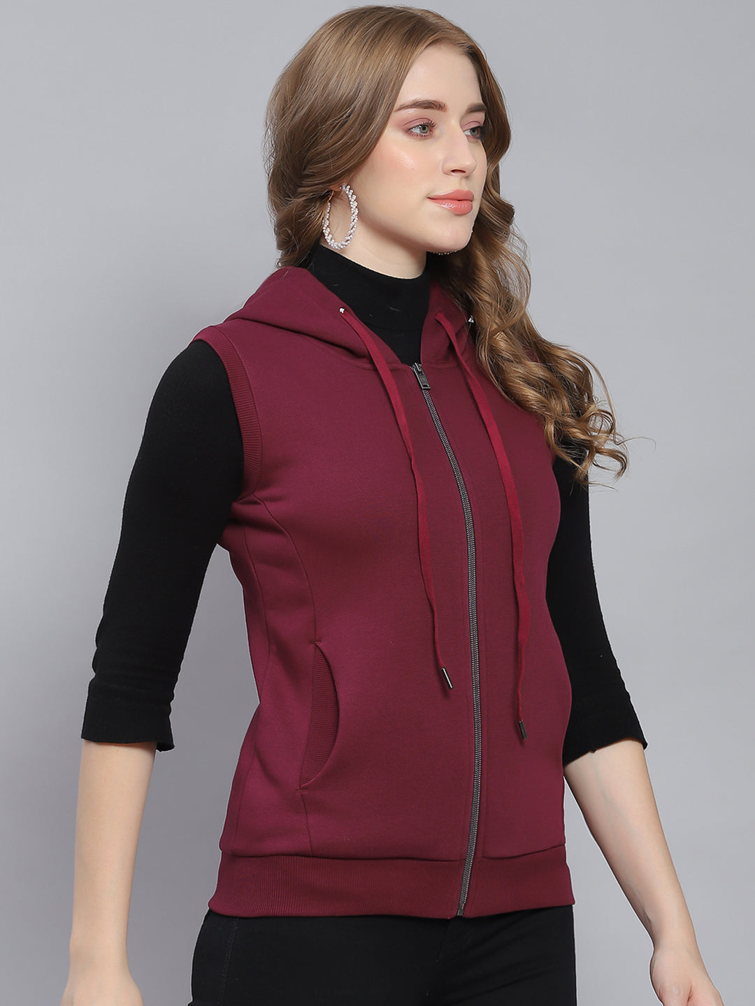 Women Maroon Solid Hooded Sleeveless Sweatshirts