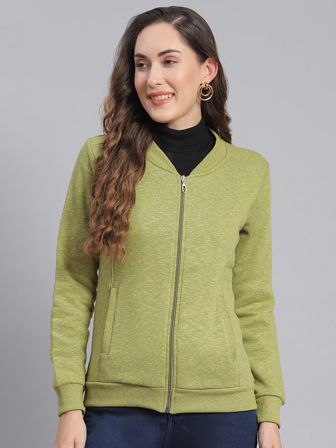 Women Green Solid Mandarin Collar Full Sleeve Sweatshirts