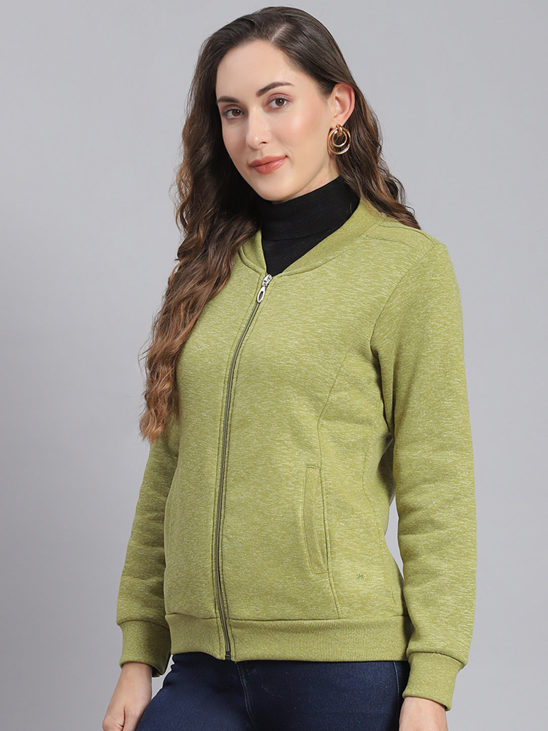 Women Green Solid Mandarin Collar Full Sleeve Sweatshirts