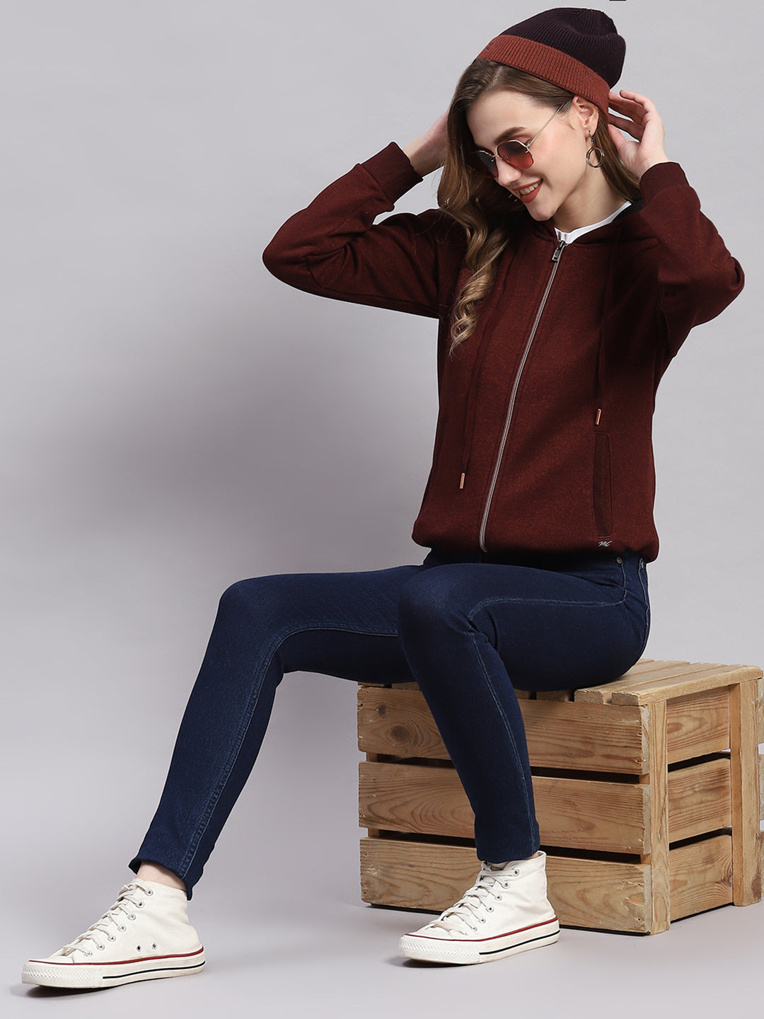 Women Maroon Solid Hooded Full Sleeve Sweatshirts