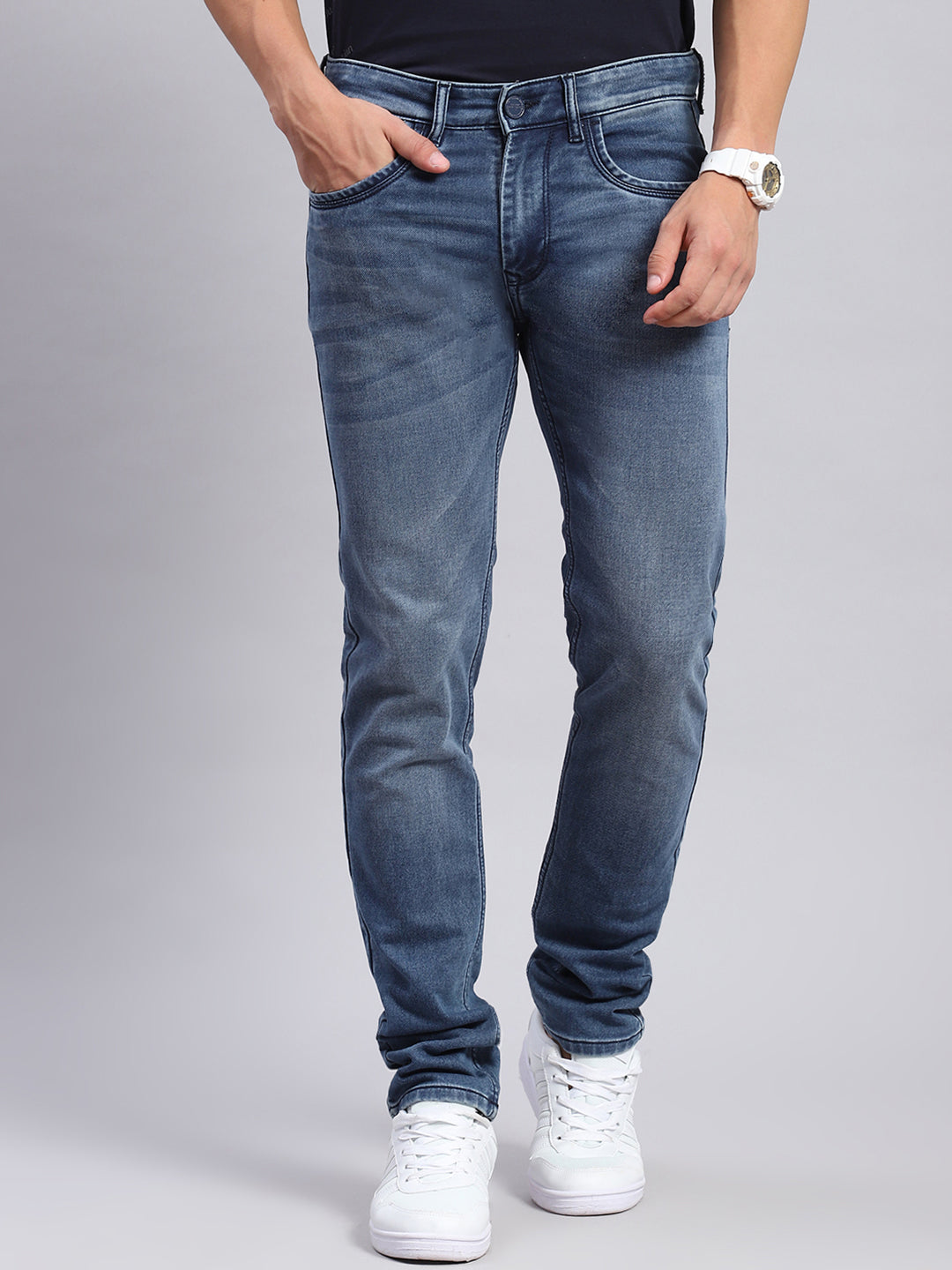 Men Blue Solid Regular Fit Denims