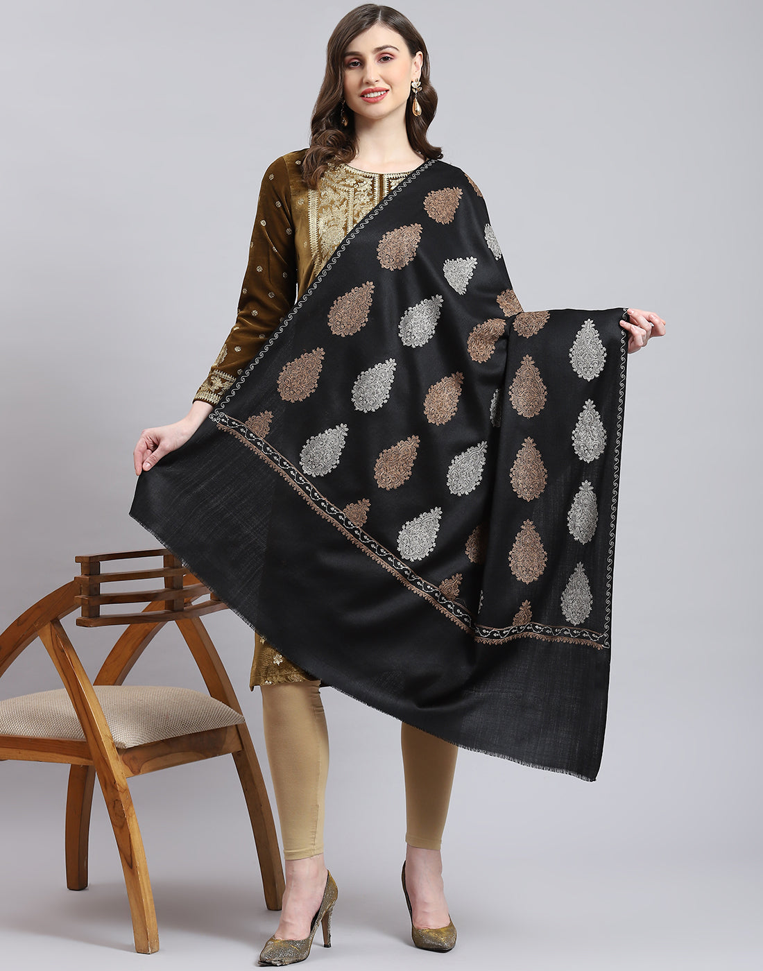 Women Black Self Design Shawl