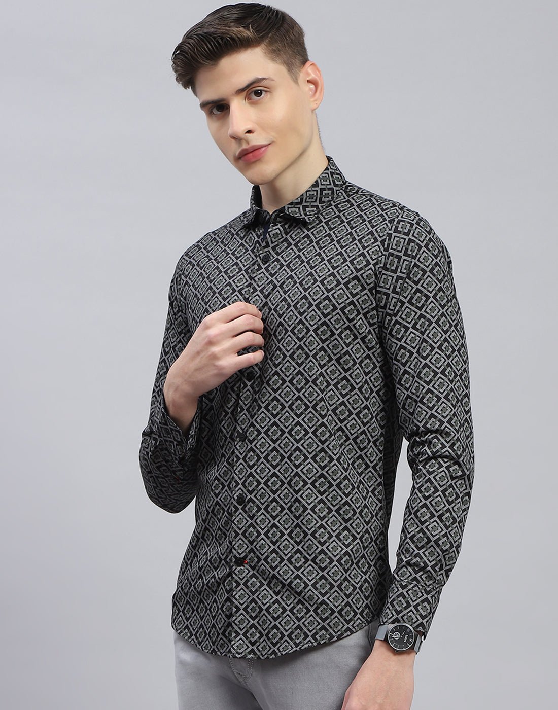 Men Black Printed Spread Collar Full Sleeve Shirt