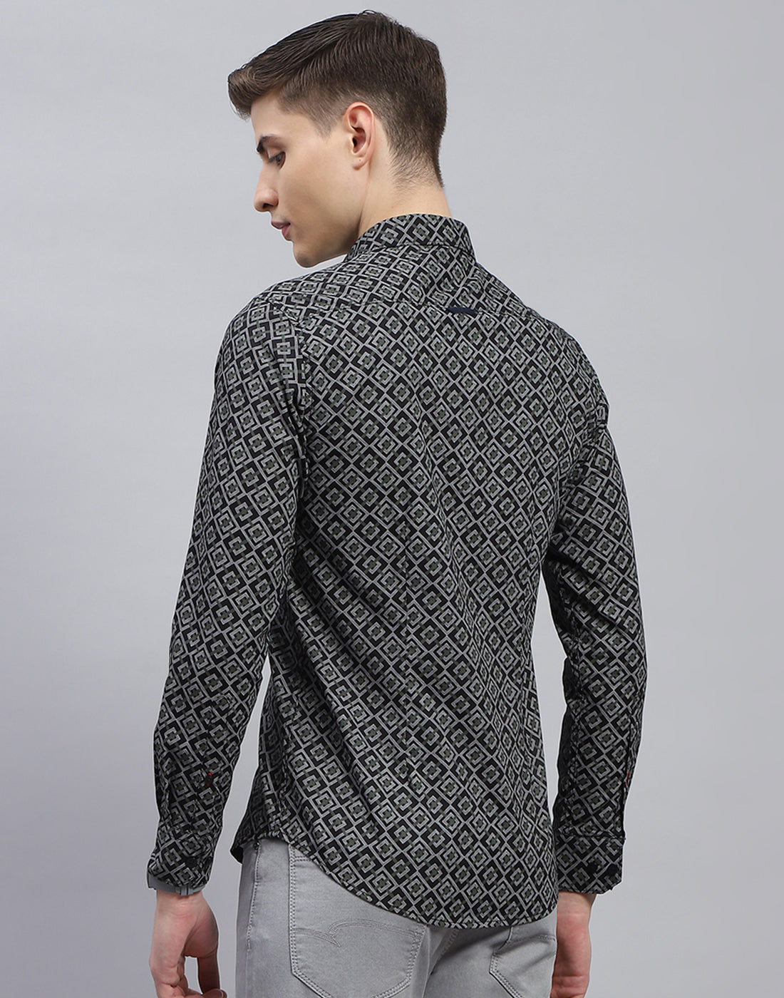 Men Black Printed Spread Collar Full Sleeve Shirt