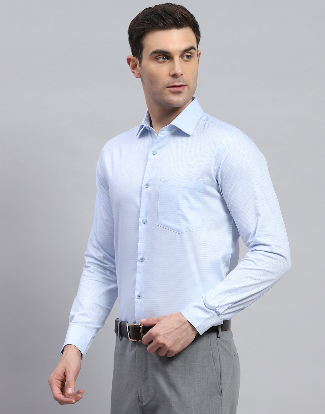 Men Blue Solid Spread Collar Full Sleeve Shirt