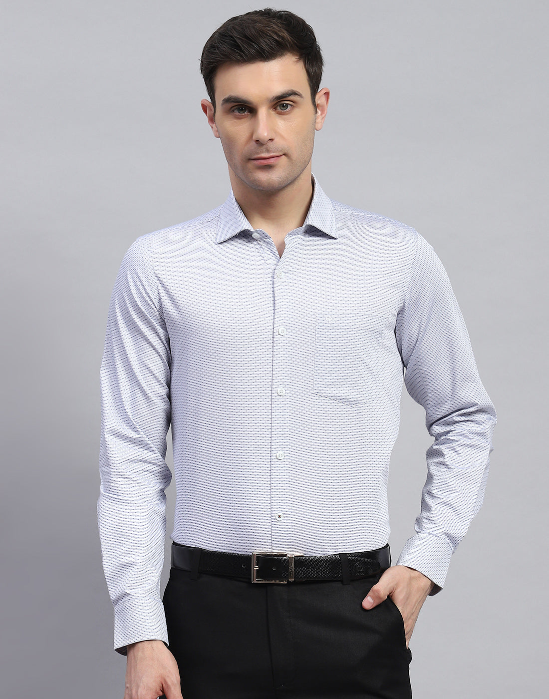 Men Blue Solid Spread Collar Full Sleeve Shirt