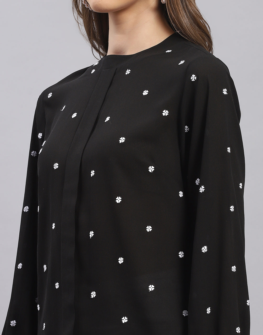 Women Black Embroidered Round Neck Full Sleeve Top