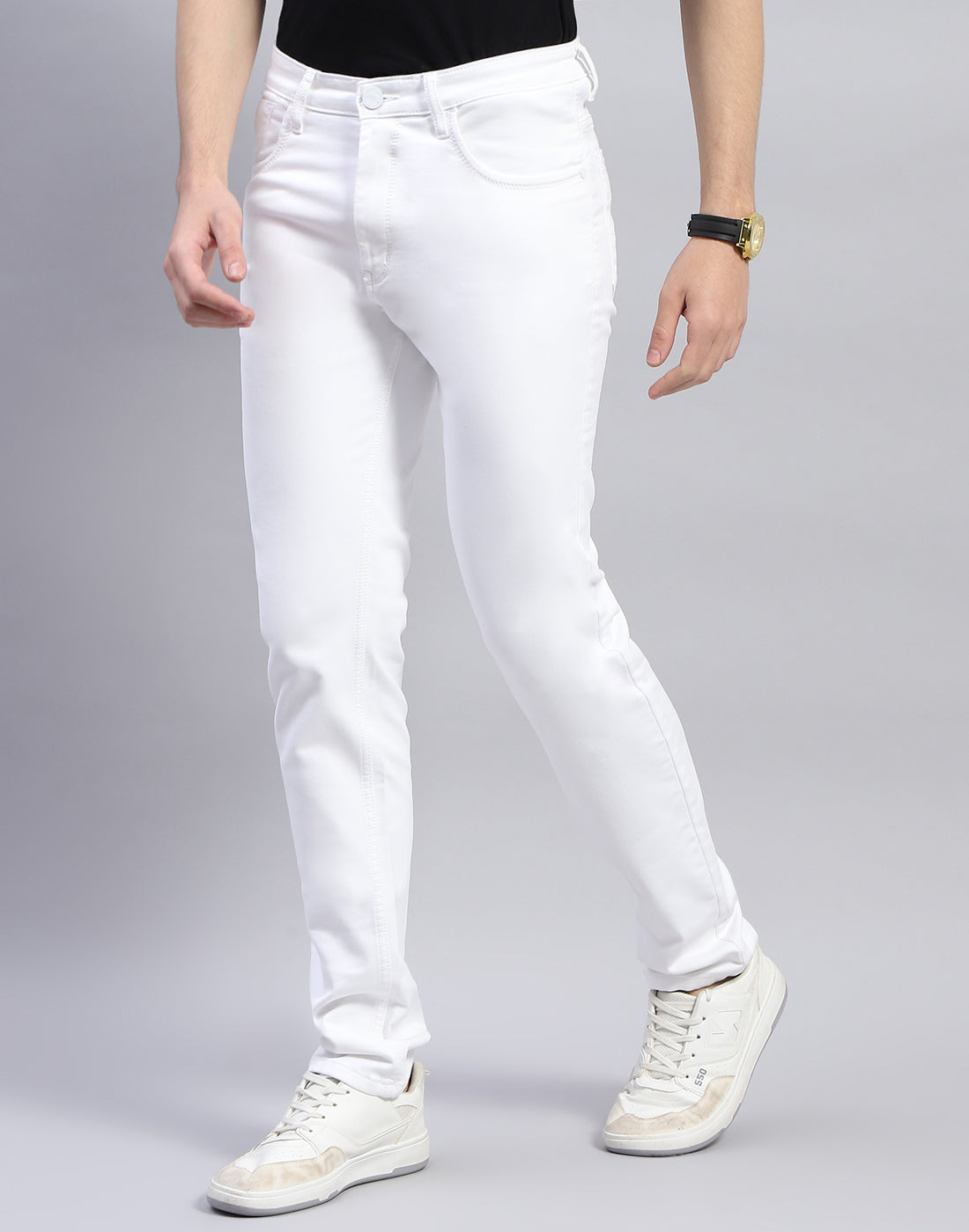 Men White Solid Narrow Fit Denim