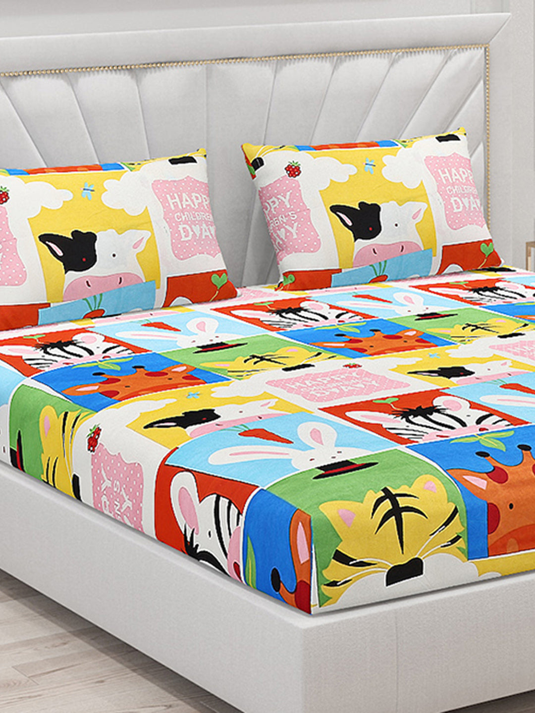 120 GSM  Polyester Double Bed Bedsheet with 2 Pillow Covers