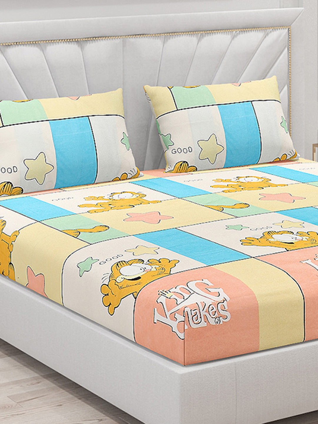 120 GSM  Polyester Double Bed Bedsheet with 2 Pillow Covers