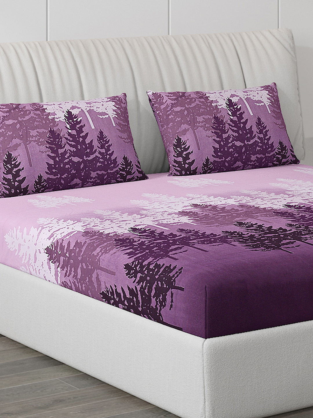 130 GSM Polyester Double Bed Bedsheet with 2 Pillow Covers