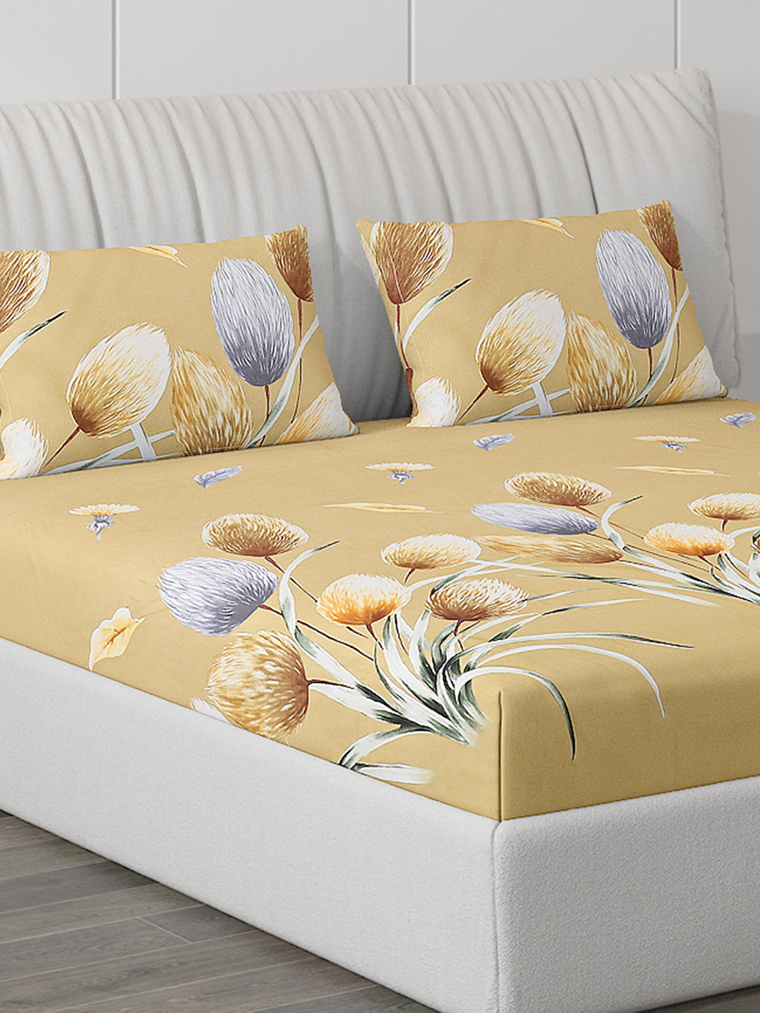 130 GSM Polyester Double Bed Bedsheet with 2 Pillow Covers