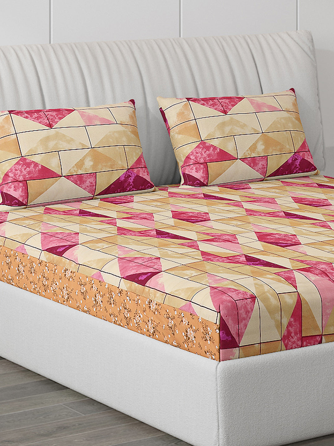 120 GSM  Polyester Double Bed Bedsheet with 2 Pillow Covers