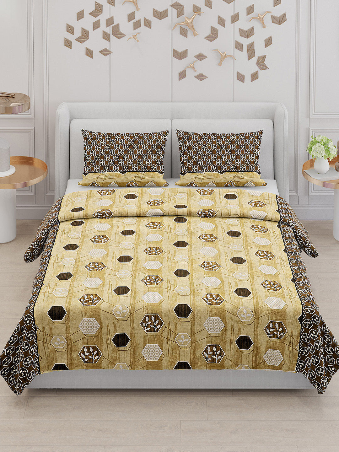 Cotton bedsheet on sale with pillow cover