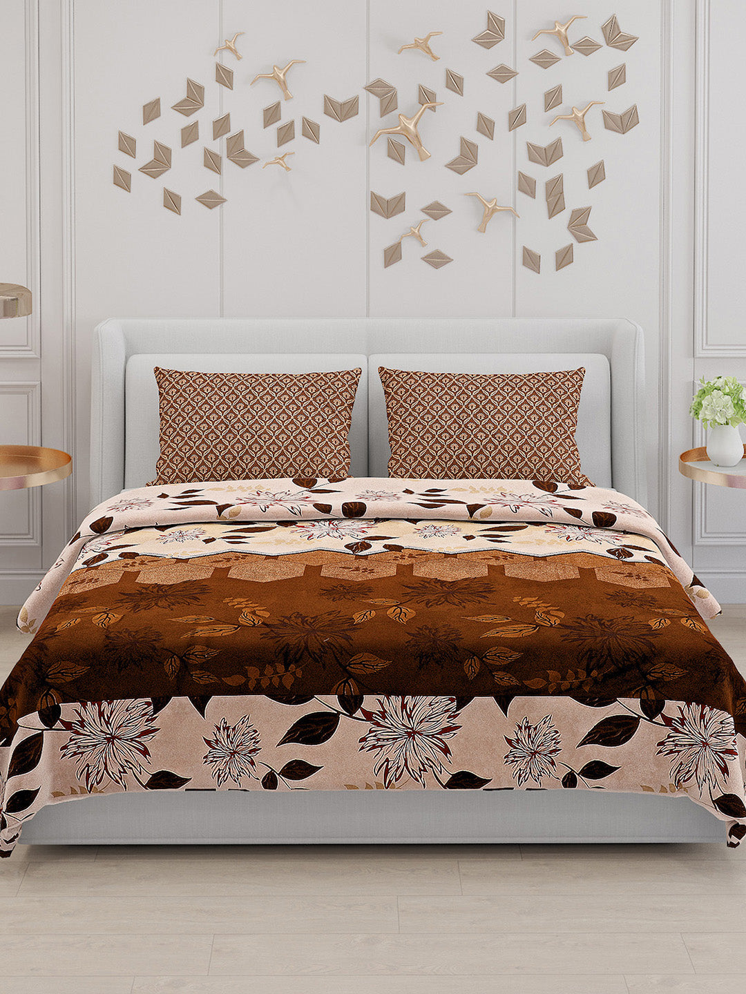 130 GSM Polyester Double Bed Bedsheet with 2 Pillow Covers