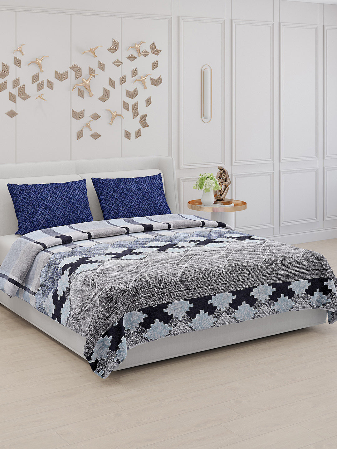 130 GSM Polyester Double Bed Bedsheet with 2 Pillow Covers