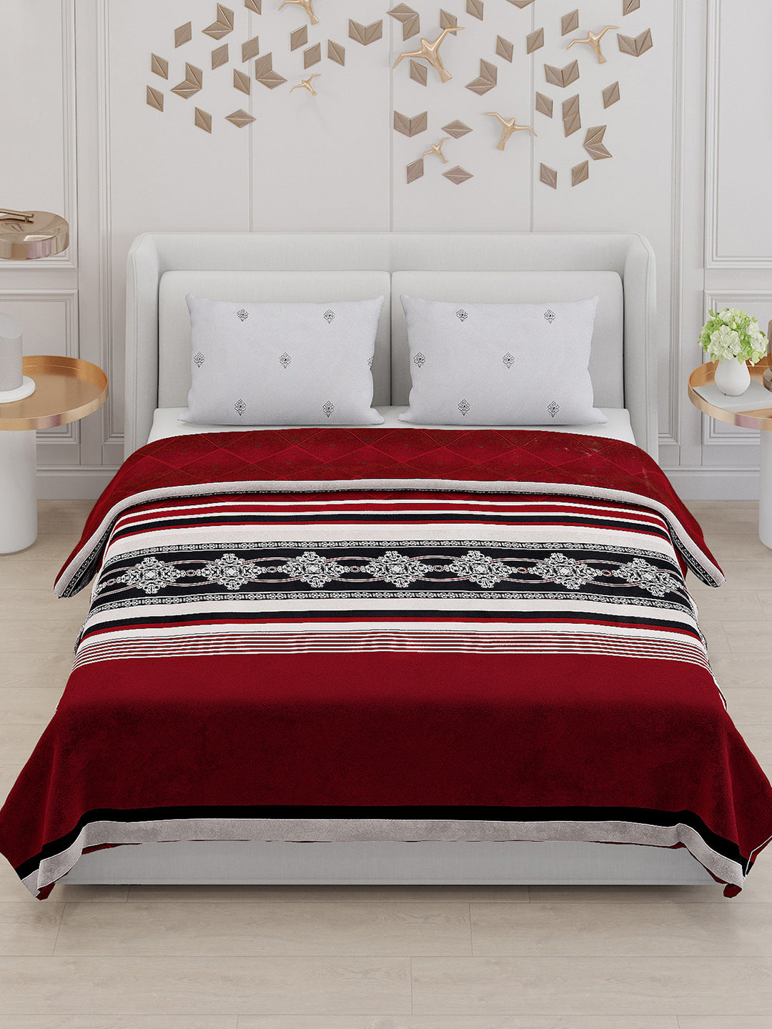 130 GSM Polyester Double Bed Bedsheet with 2 Pillow Covers