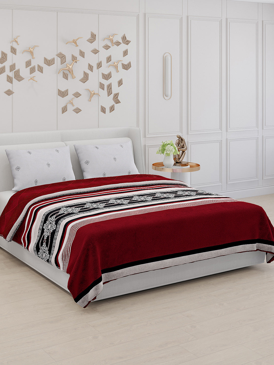 130 GSM Polyester Double Bed Bedsheet with 2 Pillow Covers