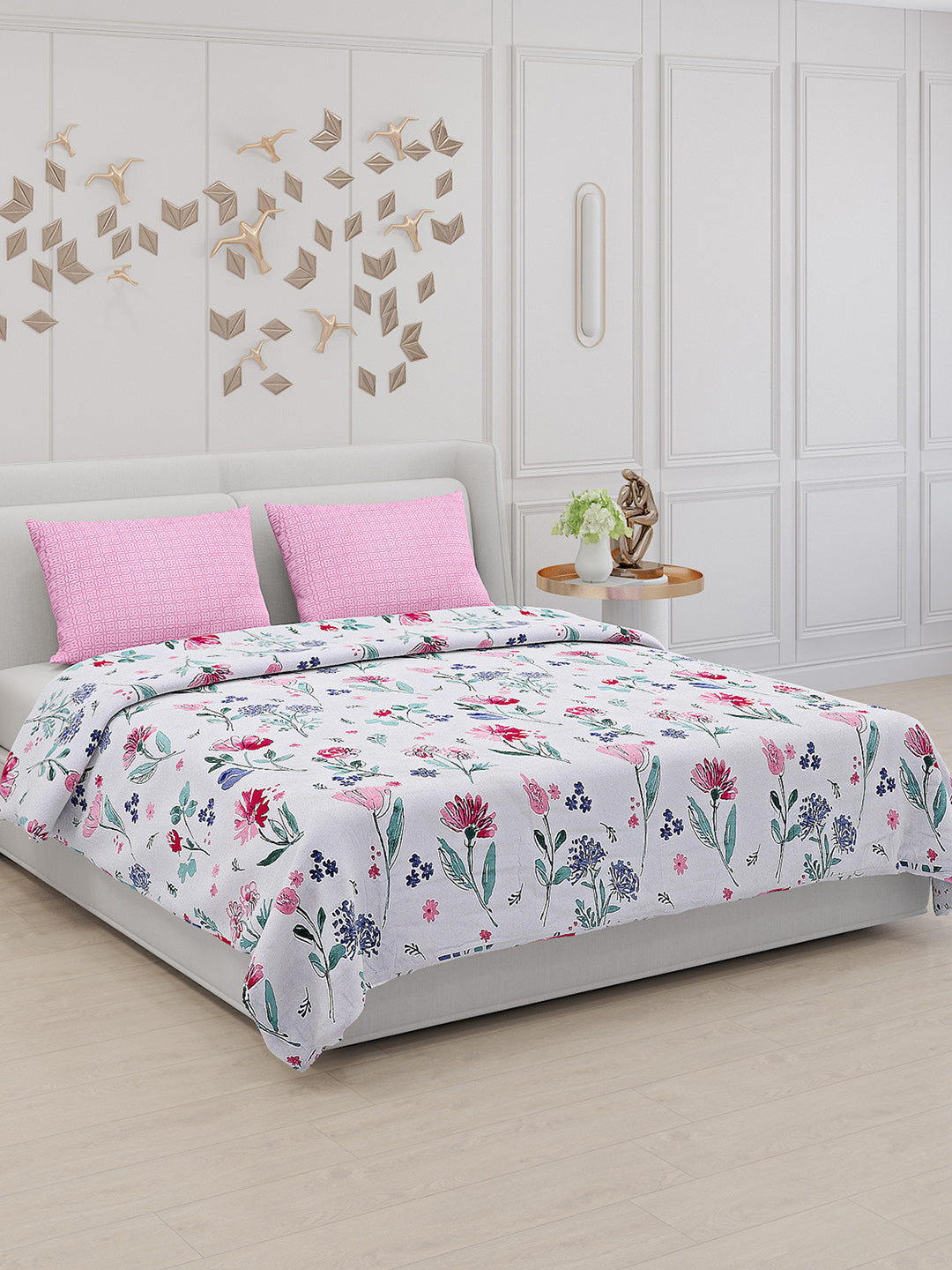 130 GSM Polyester Double Bed Bedsheet with 2 Pillow Covers