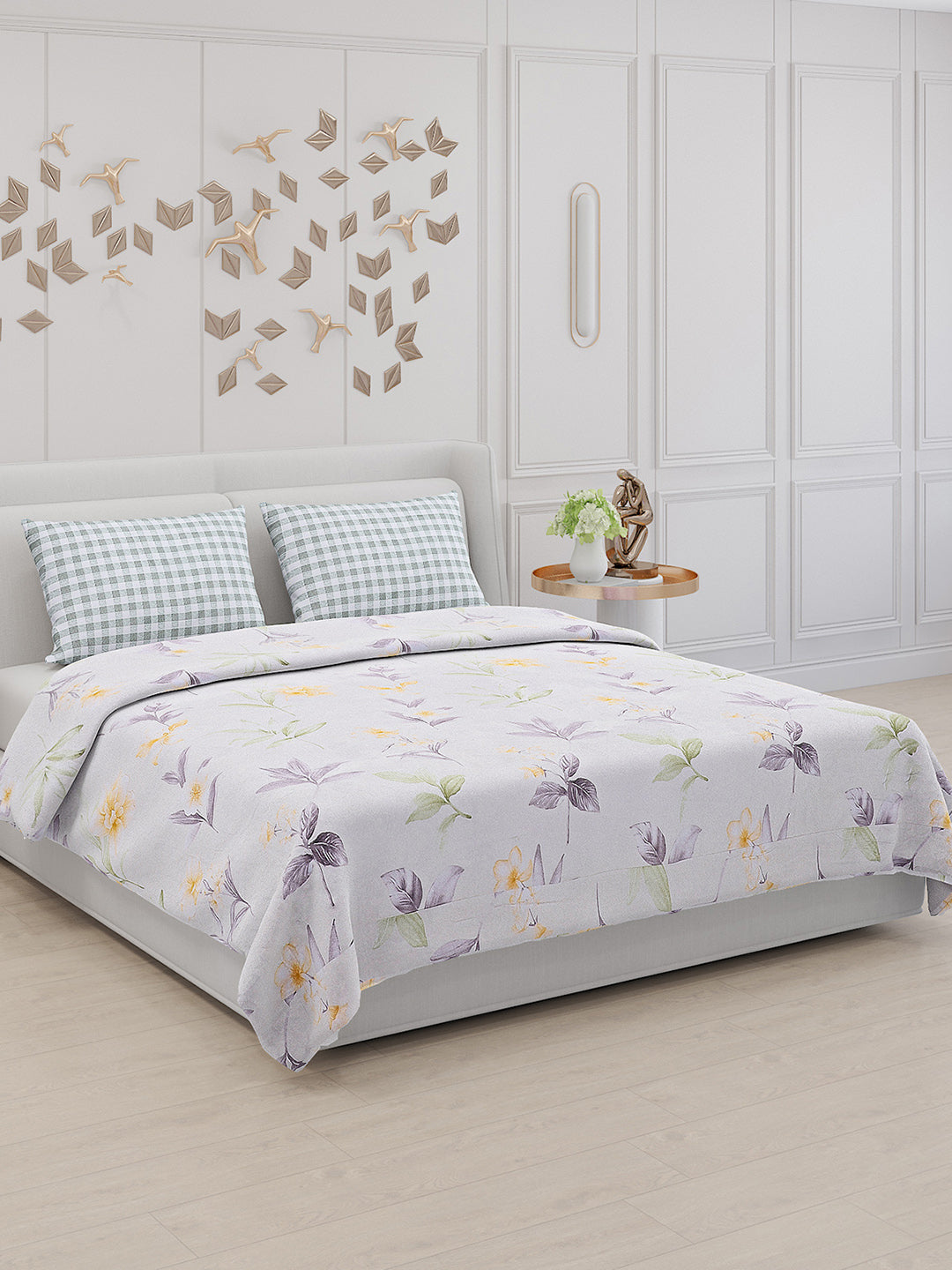 130 GSM Polyester Double Bed Bedsheet with 2 Pillow Covers