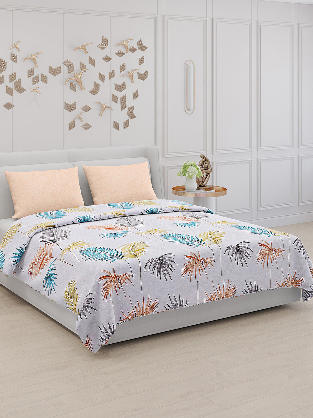 130 GSM Polyester Double Bed Bedsheet with 2 Pillow Covers