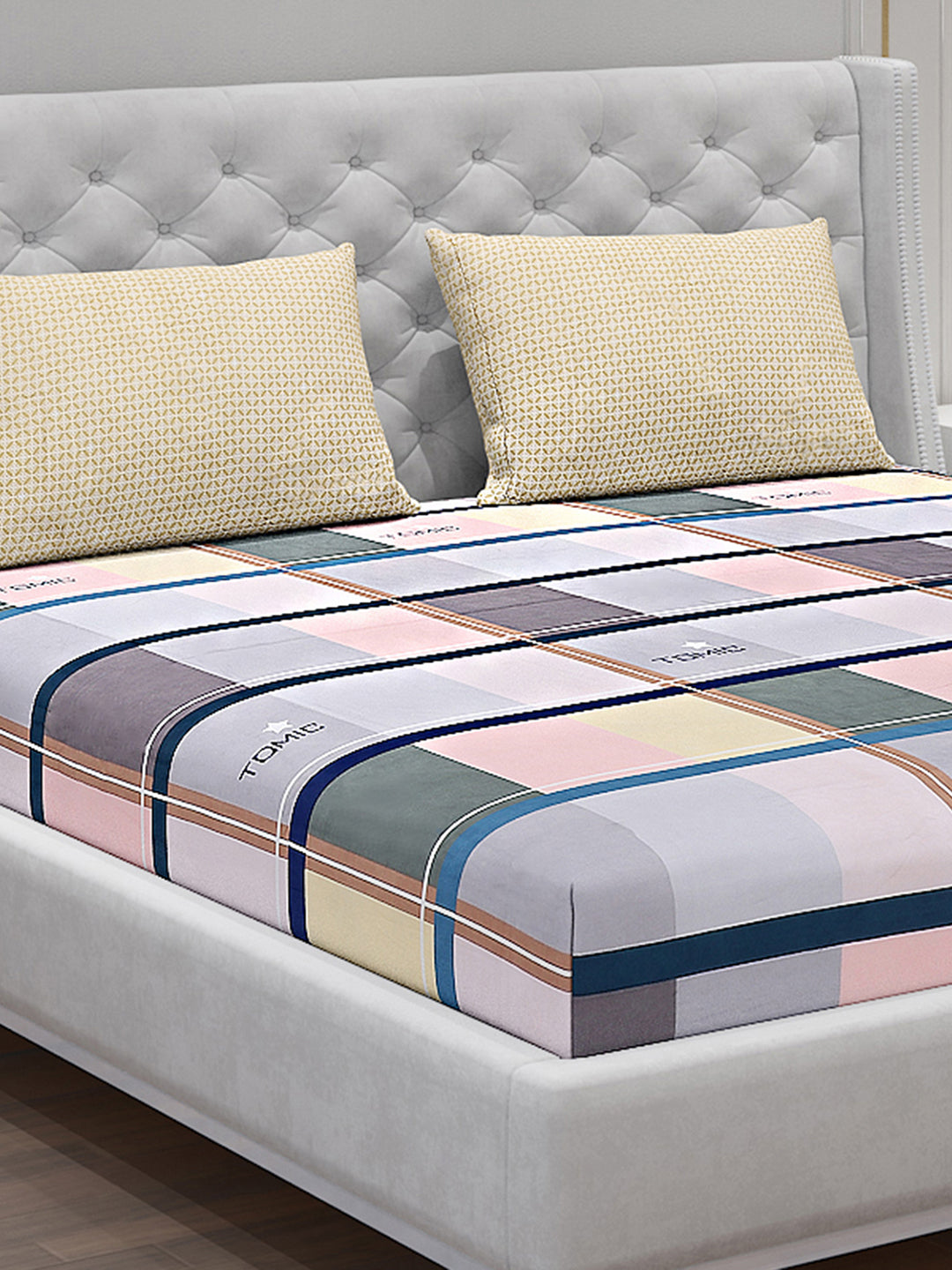 130 GSM Polyester Double Bed Bedsheet with 2 Pillow Covers