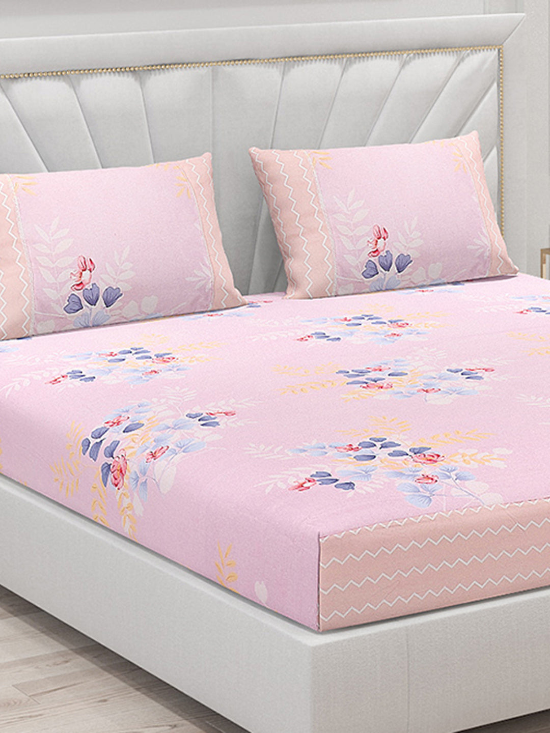 130 GSM Polyester Double Bed Bedsheet with 2 Pillow Covers