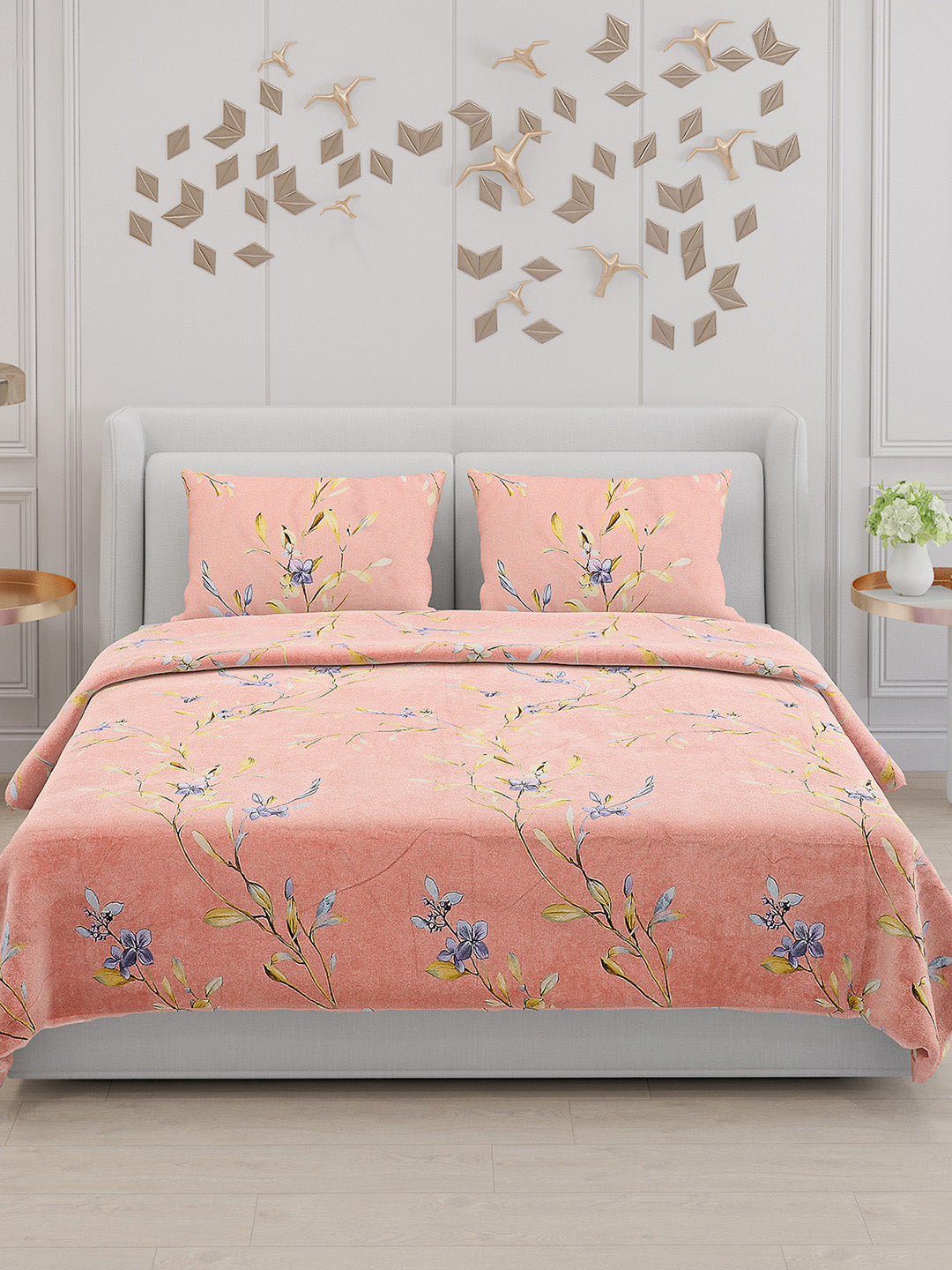 130 GSM Polyester Double Bed Bedsheet with 2 Pillow Covers