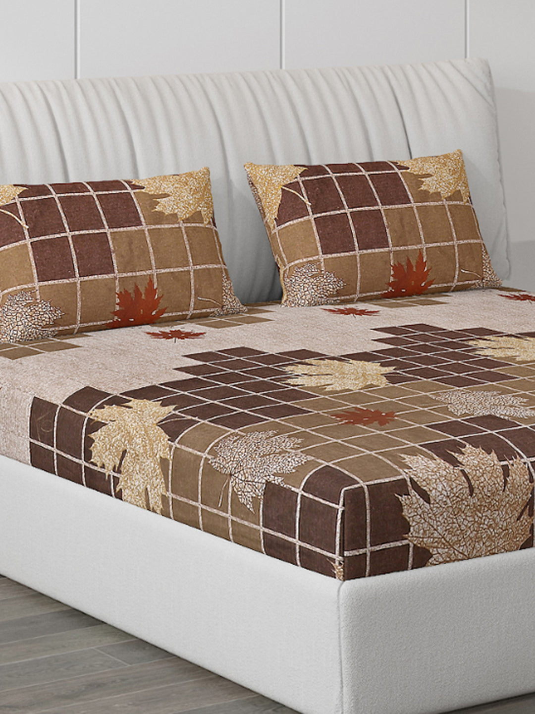 120 GSM  Polyester Double Bed Bedsheet with 2 Pillow Covers