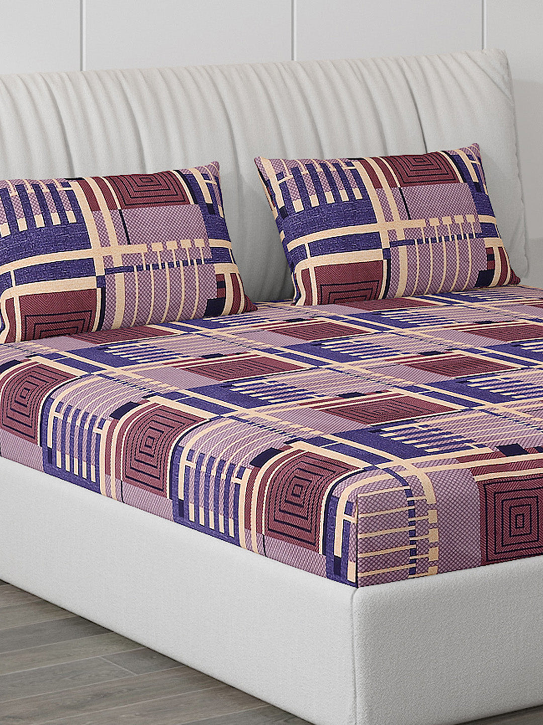 120 GSM  Polyester Double Bed Bedsheet with 2 Pillow Covers