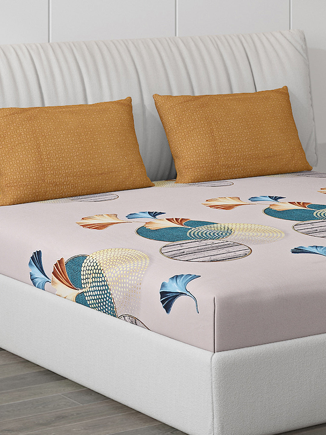 130 GSM Polyester Double Bed Bedsheet with 2 Pillow Covers