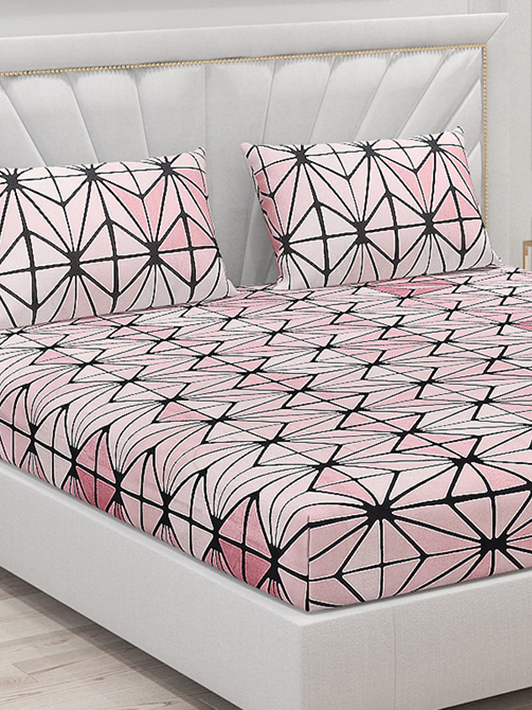 145 GSM Polyester Double Bed Bedsheet with 2 Pillow Covers