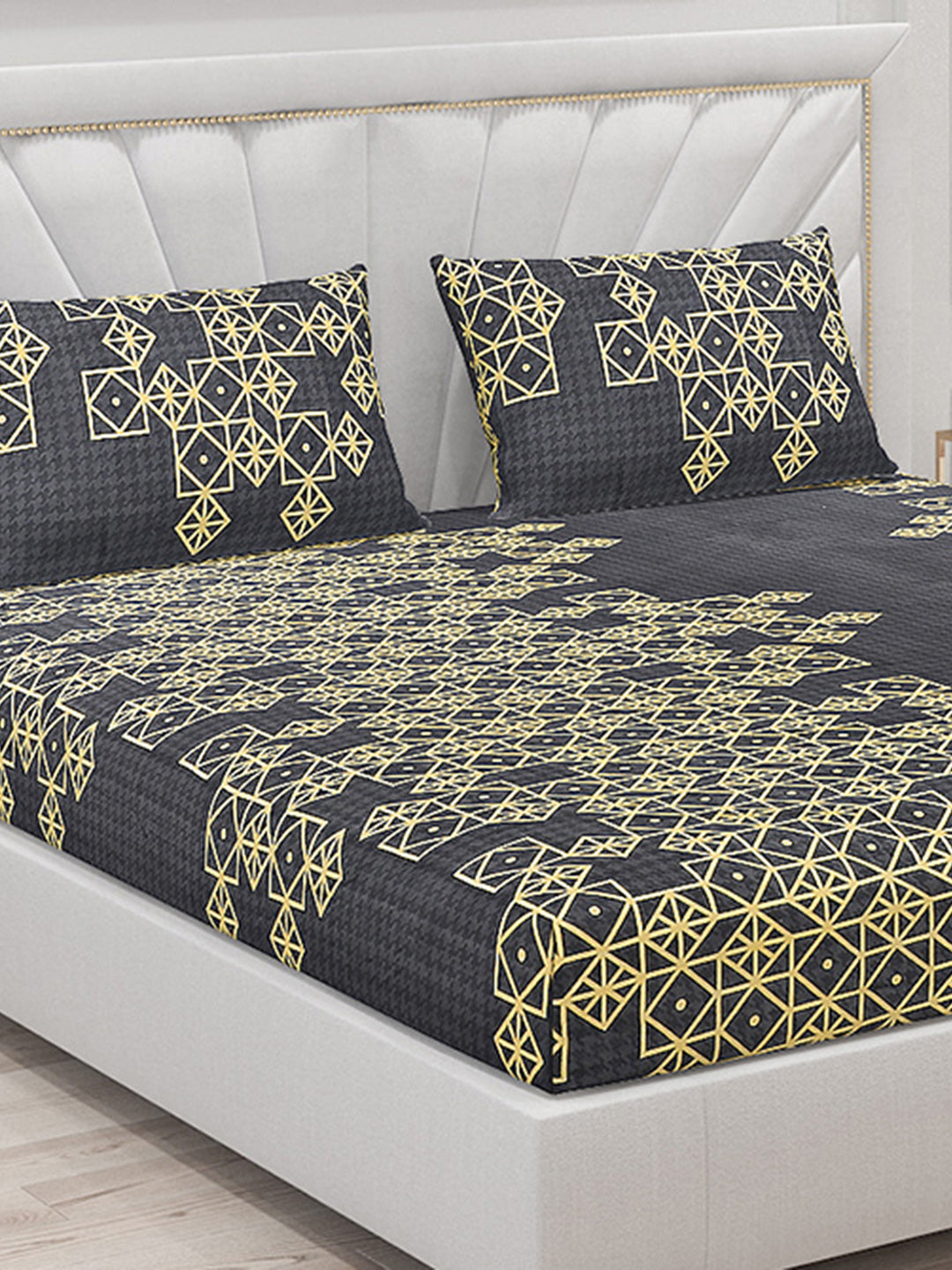 145 GSM Polyester Double Bed Bedsheet with 2 Pillow Covers