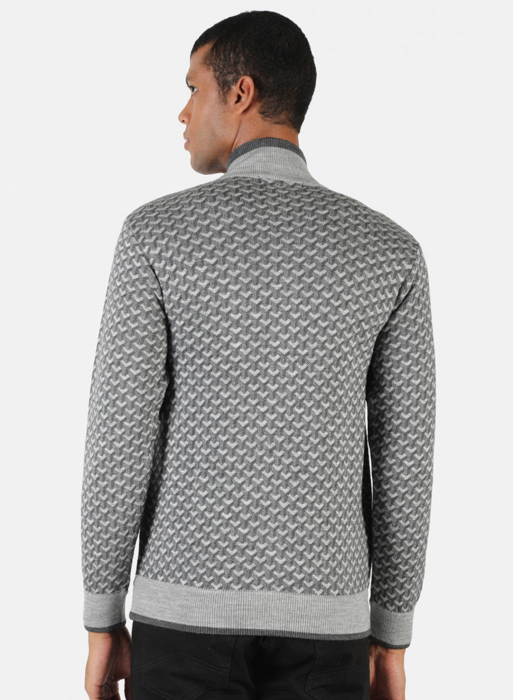 Men Grey Solid Pullover